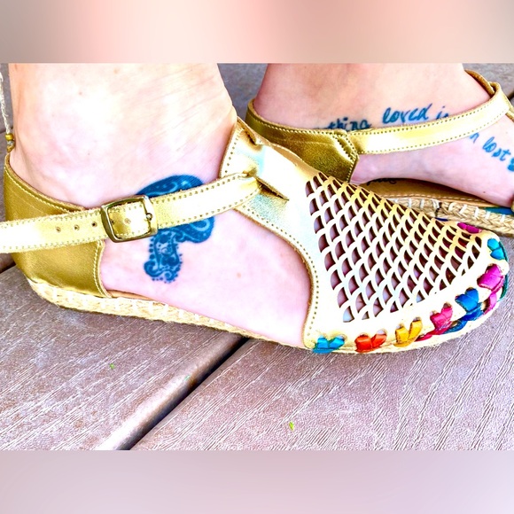 Women’s Huarache Shoes/Sandals. Shimmering Gold with Colorful Leather Sides. - Picture 8 of 9
